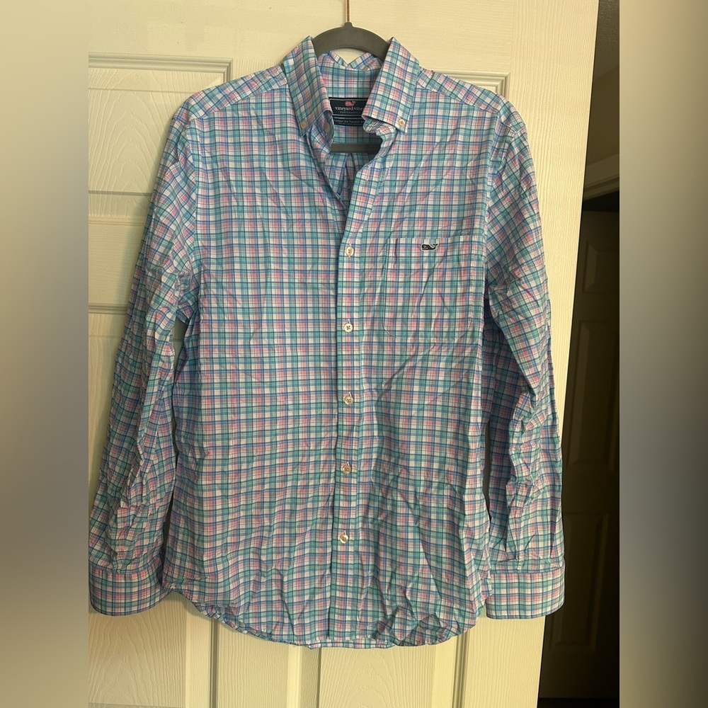 Vineyard Vines Blue and Pink Casual Button Down Shirt